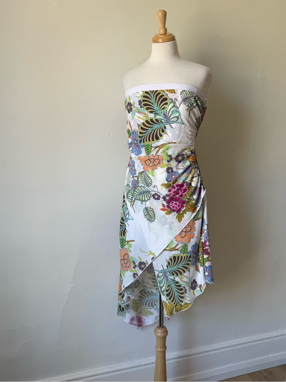 Joseph Ribkoff Floral Stretchy Strapless Skort Romper Asymmetrical Hem